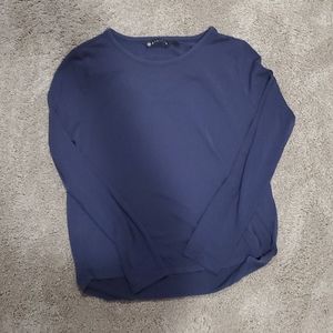 Women's athleta shirt
